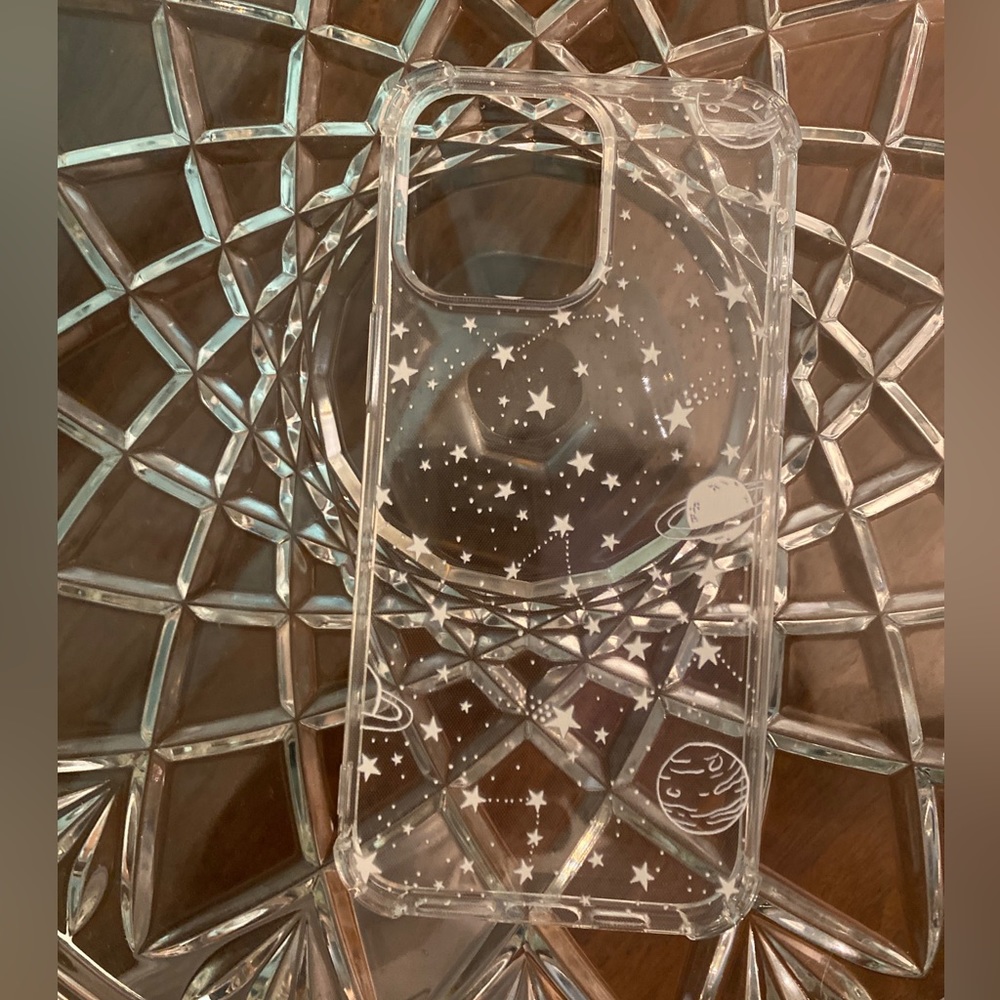 IPhone 14 Kelly case stars and planets